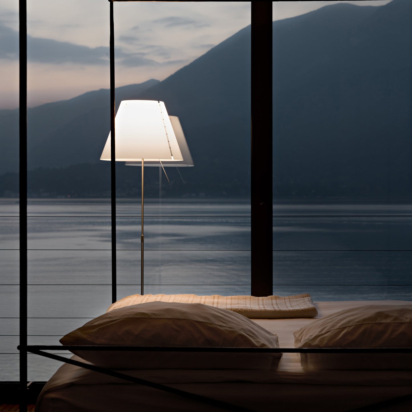 Grande Costanza Floor Lamp