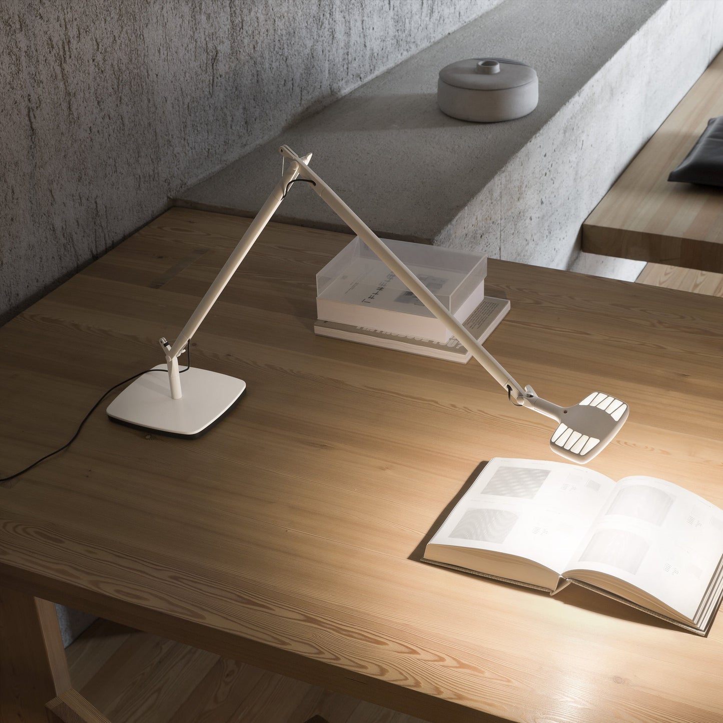 Otto Watt Table Lamp