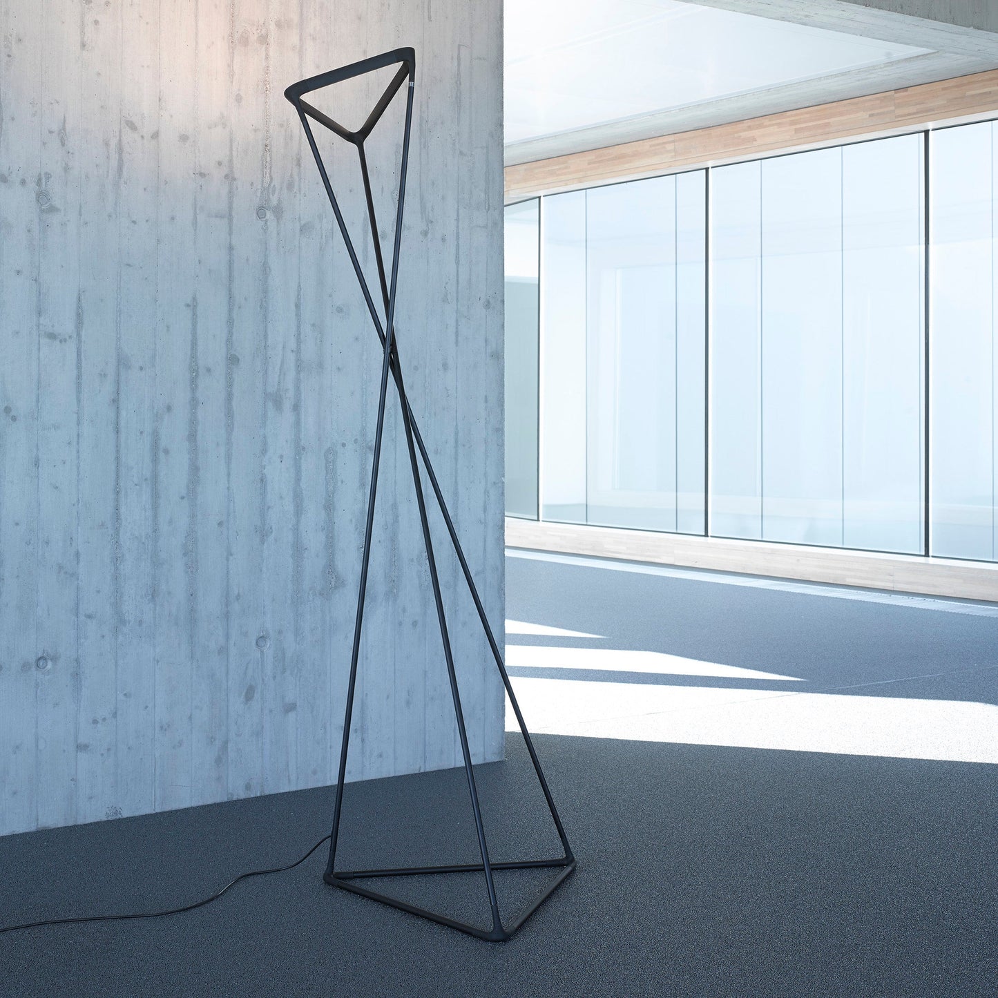 Tango Floor Lamp