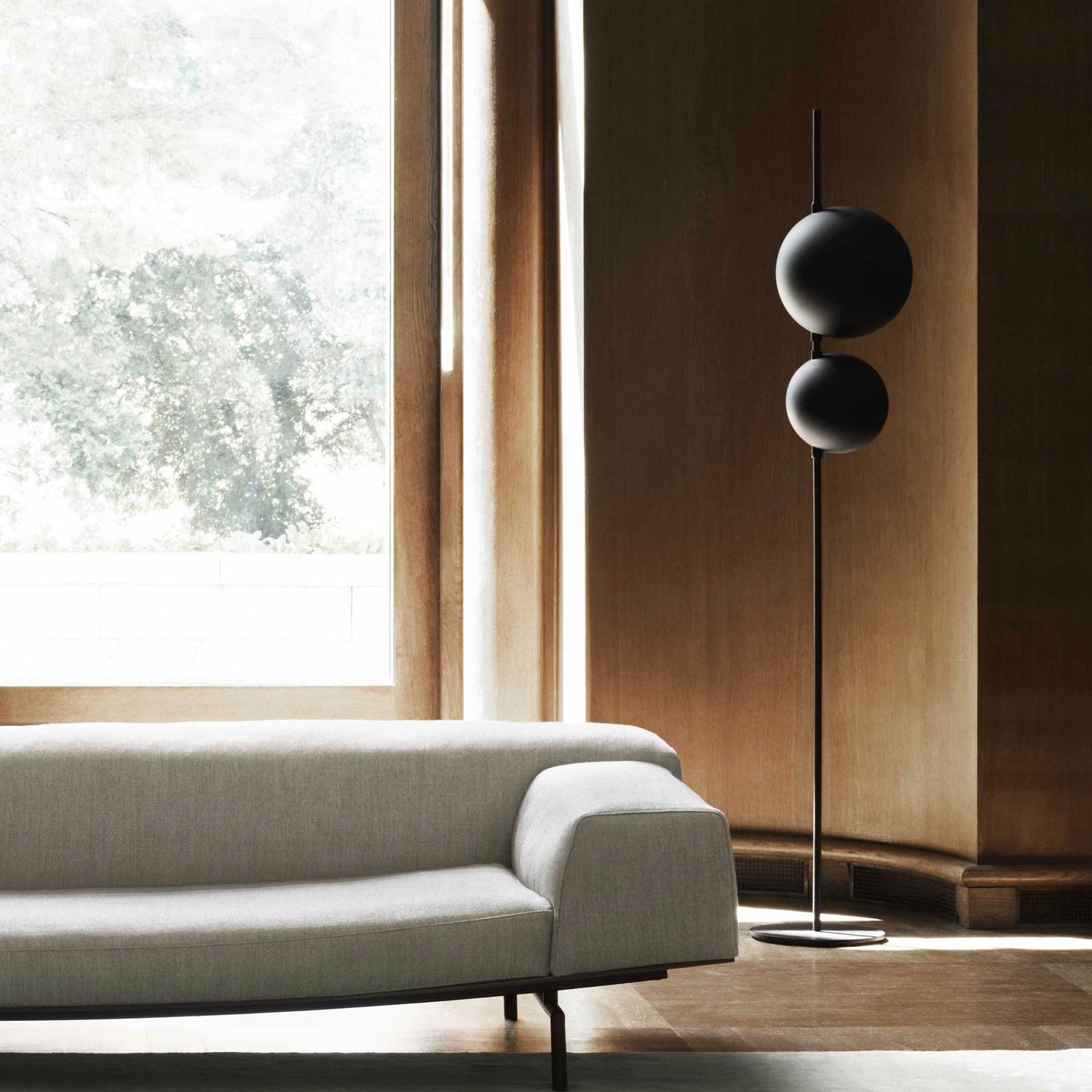 Superluna Floor Lamp