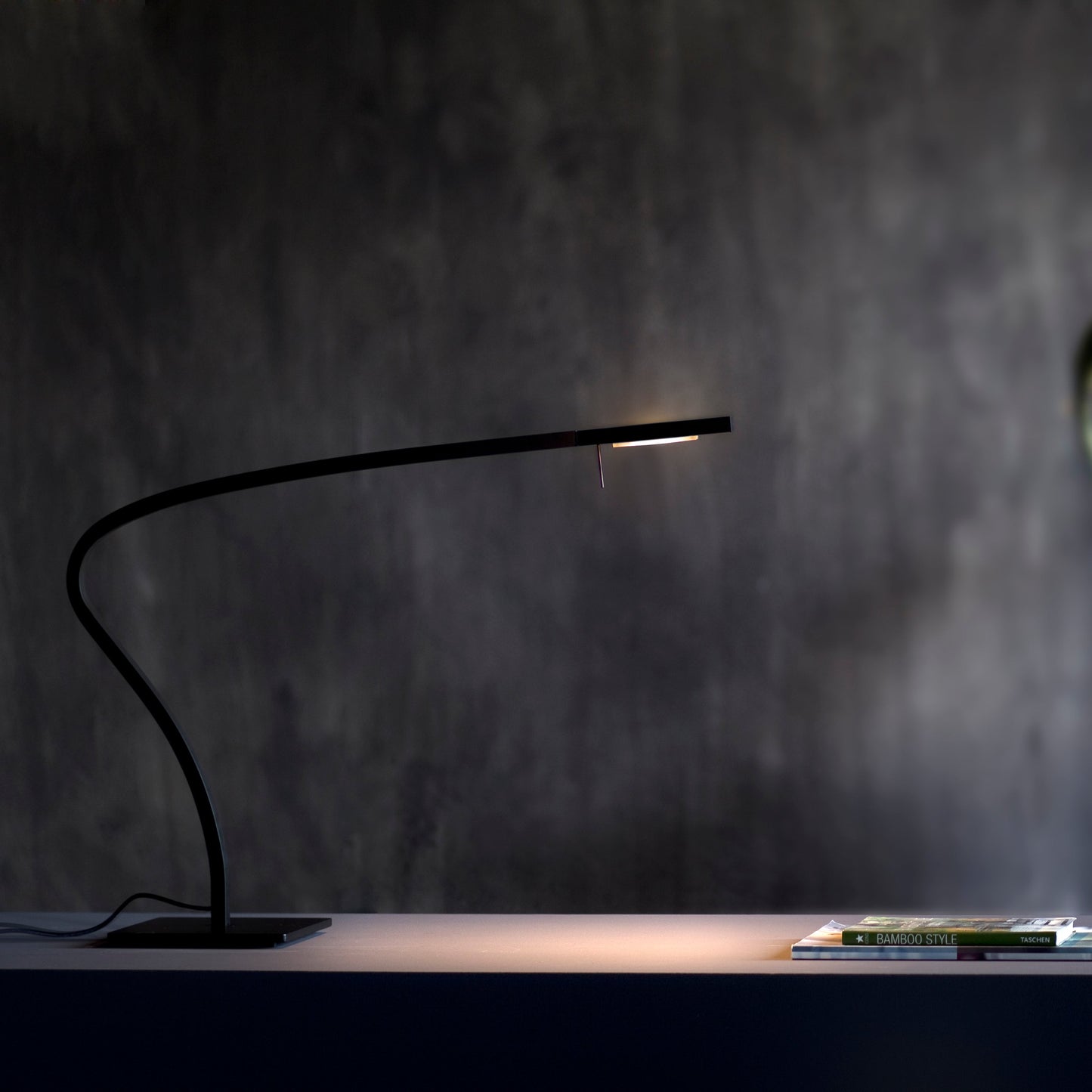 Paraph LED Table Lamp