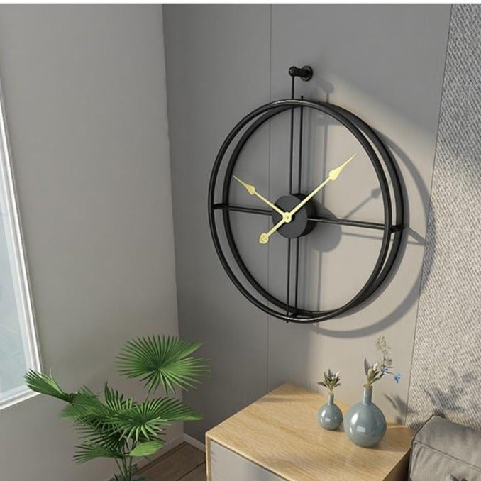 Plutus | Wall Clock