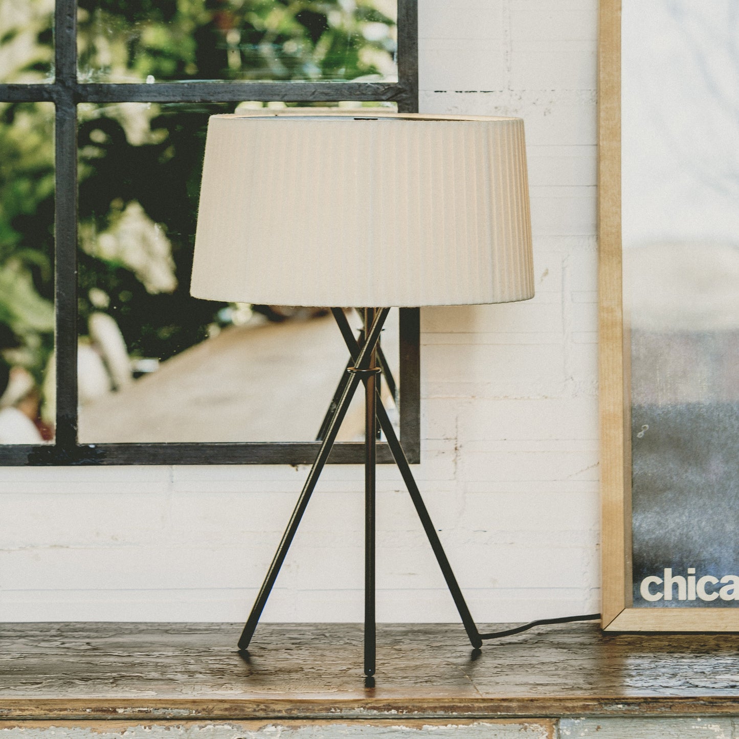 Tripode G6 Table Lamp