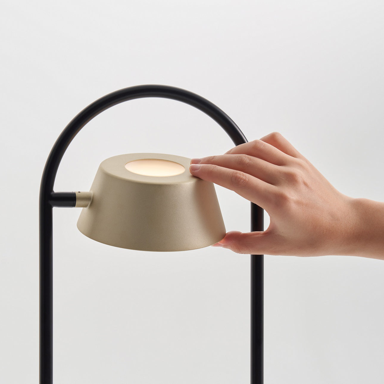 OLO Ring Table Lamp