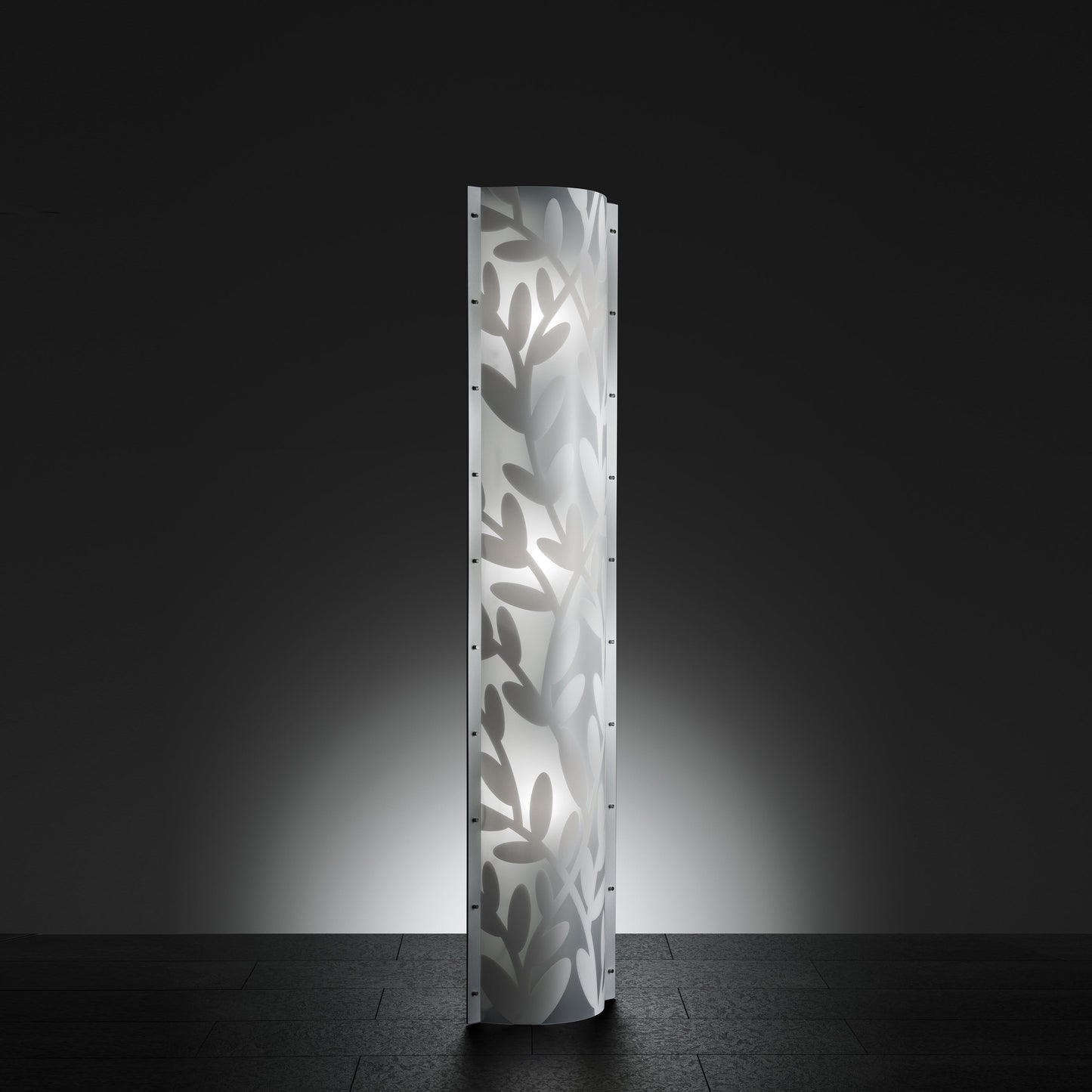 Dafne Tube Floor Lamp