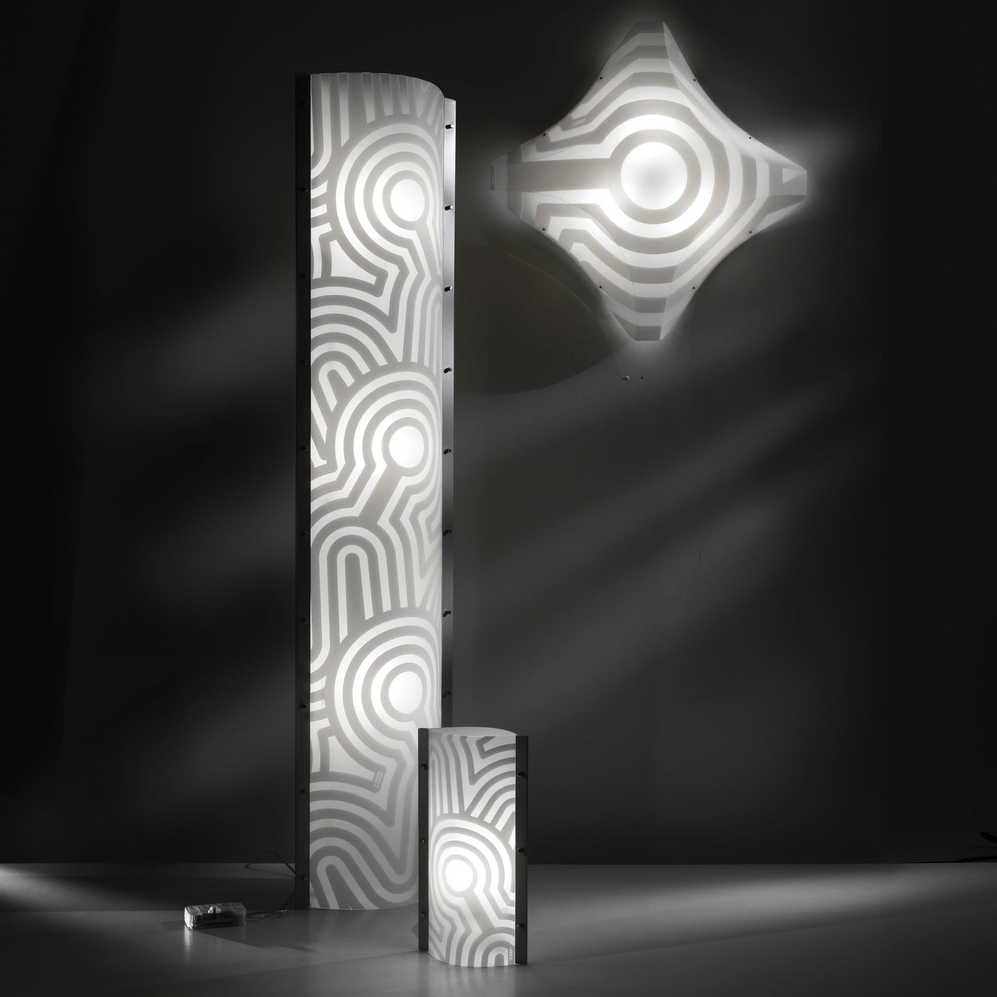 Venti Tube Floor Lamp