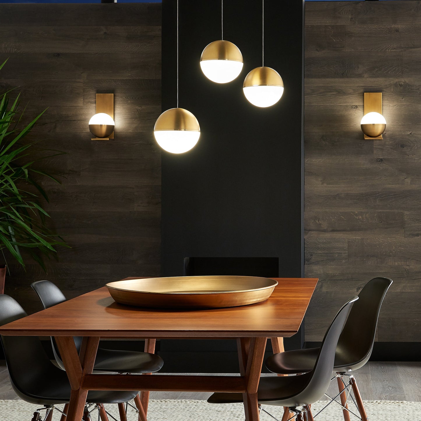 Akova Pendant Light