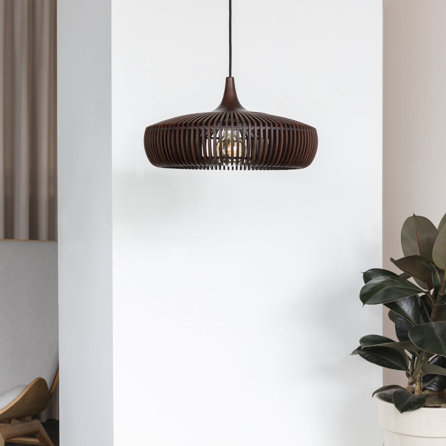 Clava Dine Wood Pendant Light