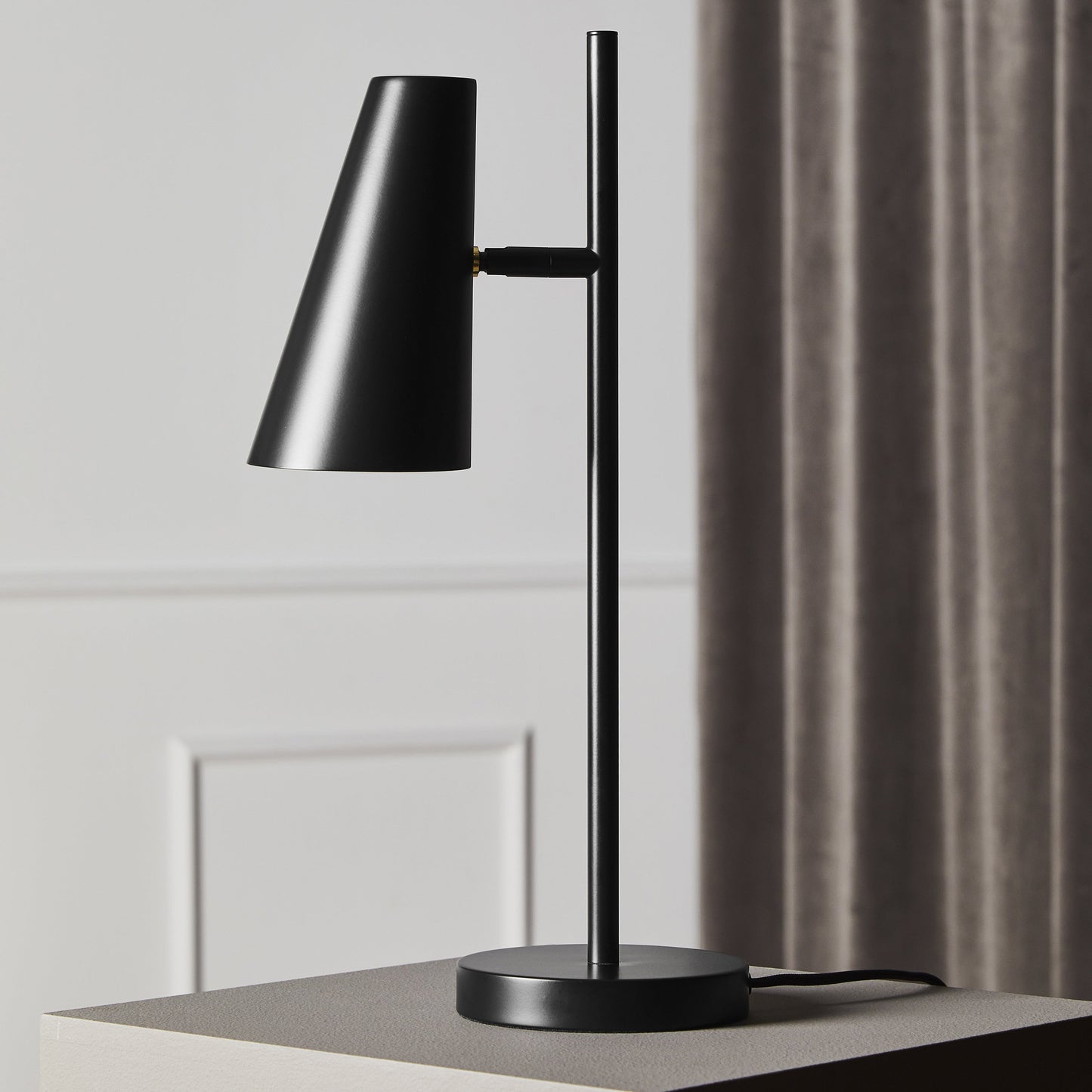 Cono Table Lamp