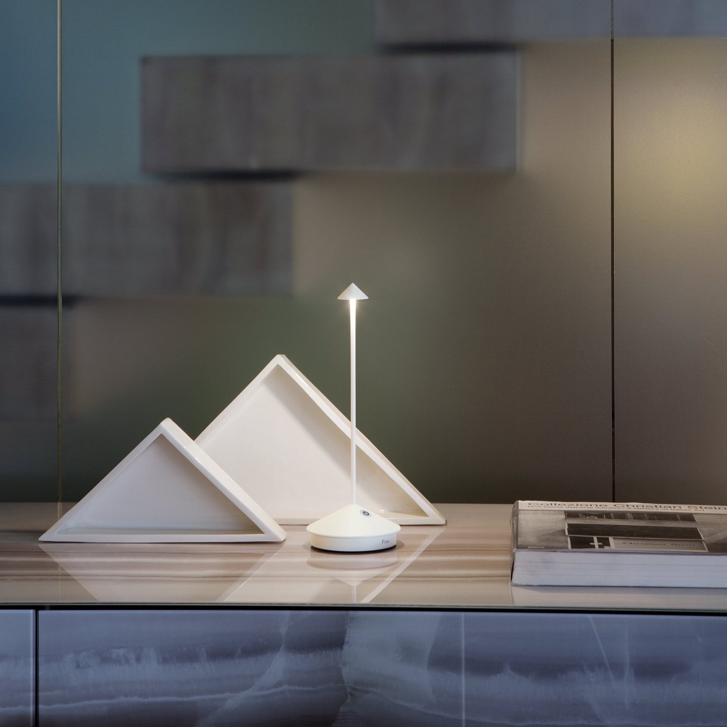 Pina Pro Table Lamp